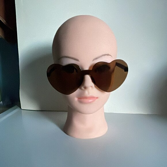 *♪ Heart shaped sunglasses Brown - 2 pair Bundle - Brand New! *♪ - Picture 4 of 15